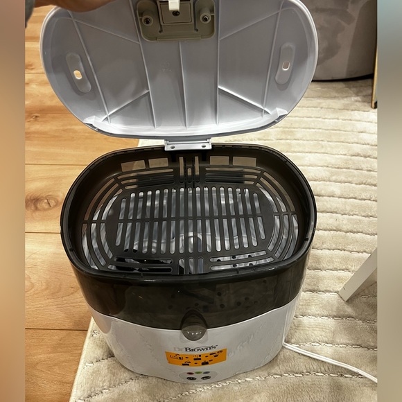 Dr browns bottle sterilizer - Picture 3 of 3